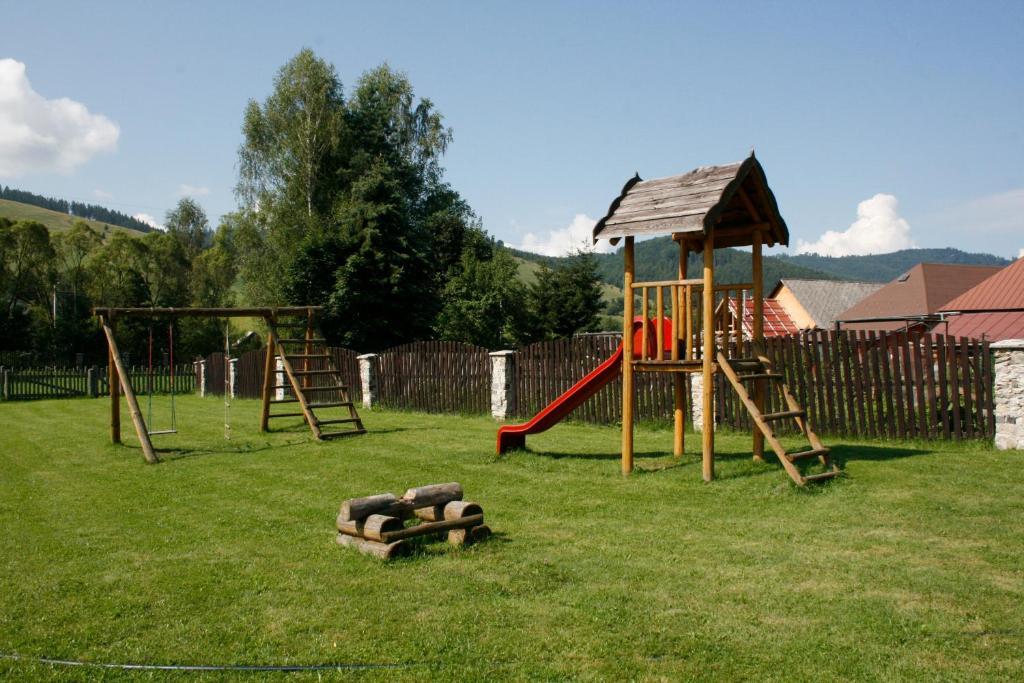 Penzion Fantazia Michalova - Brezno-Muranska Planina Exteriör bild