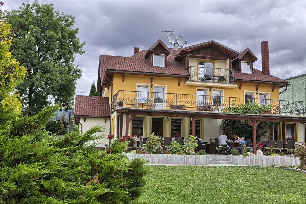 Penzion Fantazia Michalova - Brezno-Muranska Planina Exteriör bild