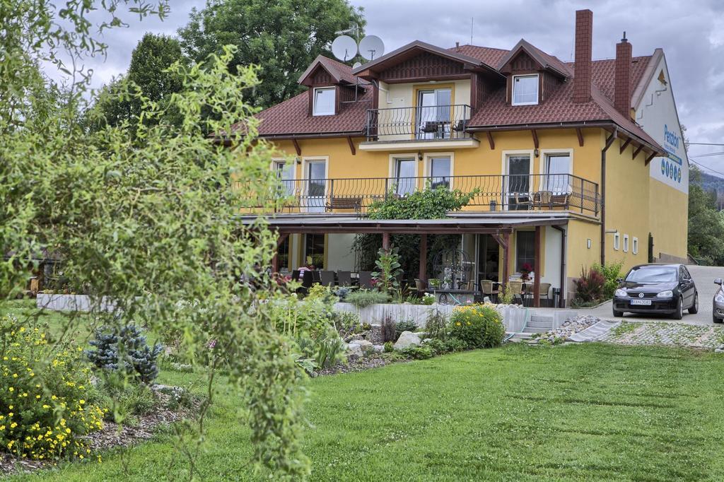 Penzion Fantazia Michalova - Brezno-Muranska Planina Exteriör bild