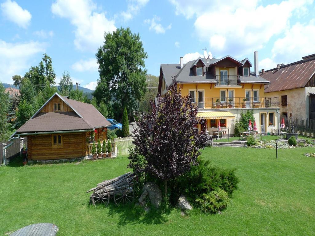 Penzion Fantazia Michalova - Brezno-Muranska Planina Exteriör bild